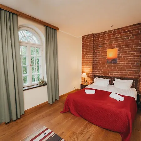 Mooste Viinavabriku Hotell & Restoran 3*