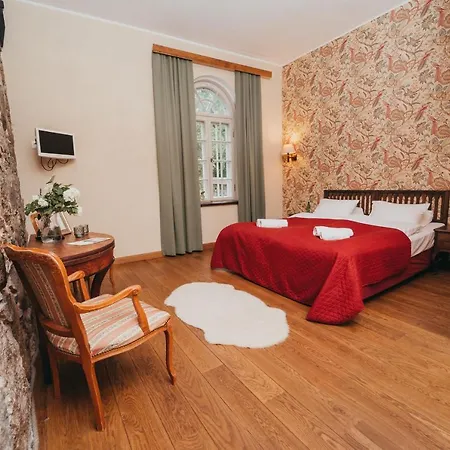 Hotel Mooste Viinavabriku Hotell & Restoran 3*