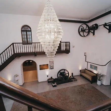Hotel Mooste Viinavabriku Hotell & Restoran Mooste