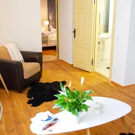 Hotell Mooste Viinavabriku Hotell&Restoran 3*