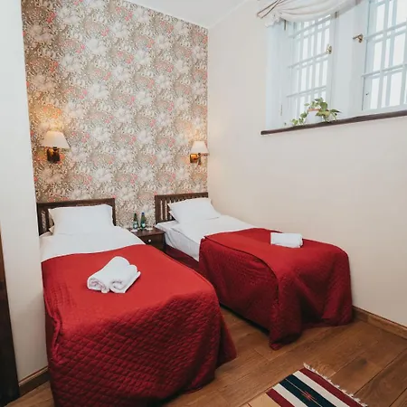 Mooste Viinavabriku Hotell & Restoran Hotel