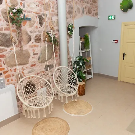 호텔 Viinavabriku & Restoran Mooste