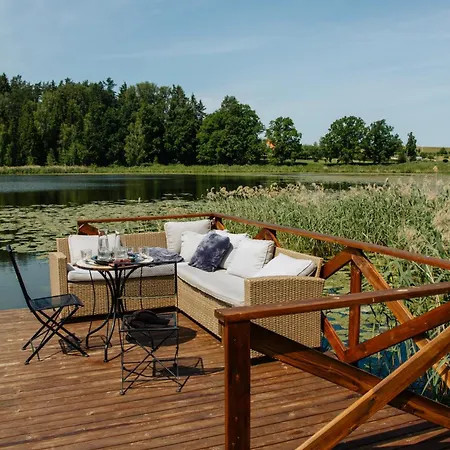 Mooste Viinavabriku Hotell & Restoran Hotel 3*