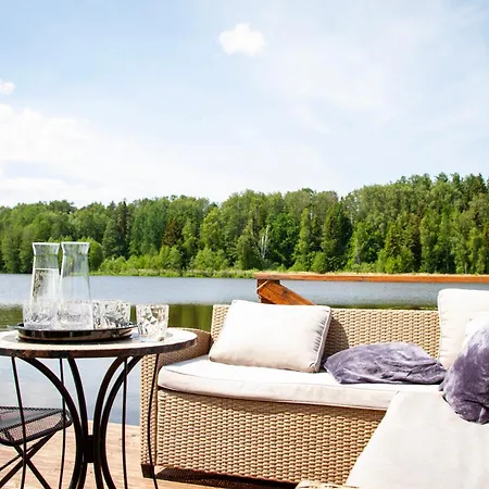 Mooste Viinavabriku Hotell & Restoran 3* Mooste