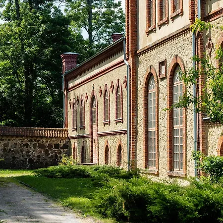 Mooste Viinavabriku Hotell & Restoran Hotel Mooste