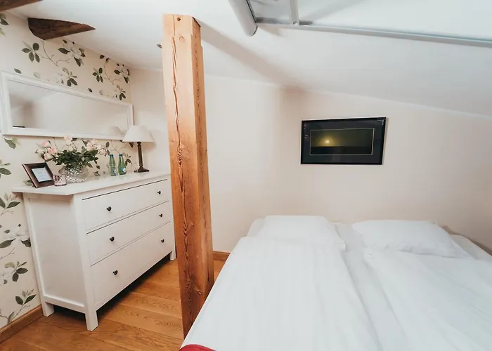 Mooste Viinavabriku Hotell & Restoran 3* Mooste