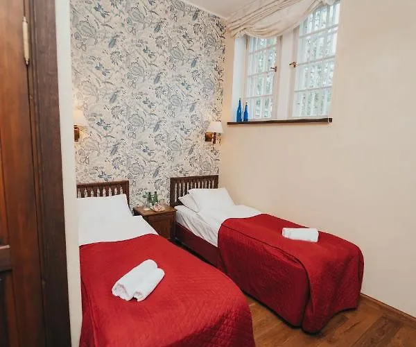 Mooste Viinavabriku Hotell & Restoran Mooste