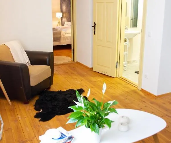 Hotel Mooste Viinavabriku Hotell & Restoran 3*