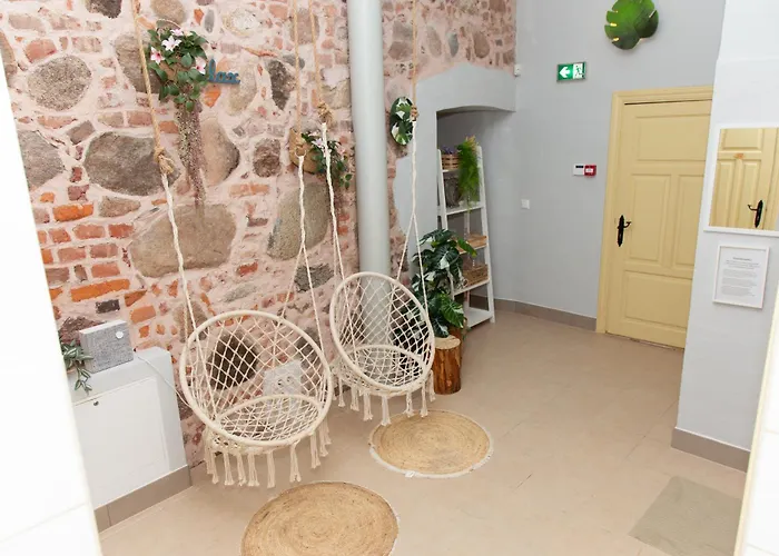 Hotel Viinavabriku & Restoran Mooste