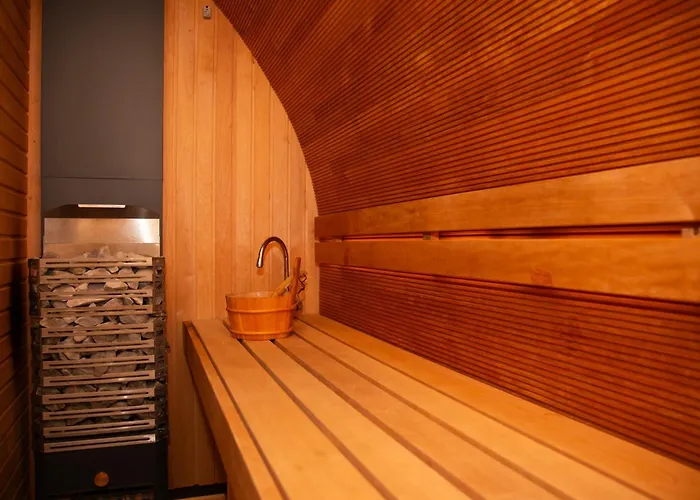 Viinavabriku & Restoran 3*